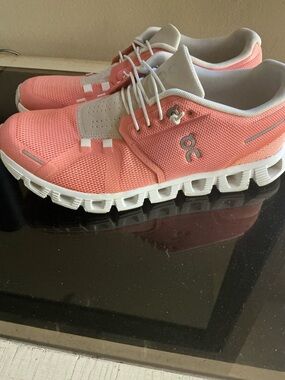 On Cloud 5 Running Shoe - 8.5M - FLAMINGO/PEARL